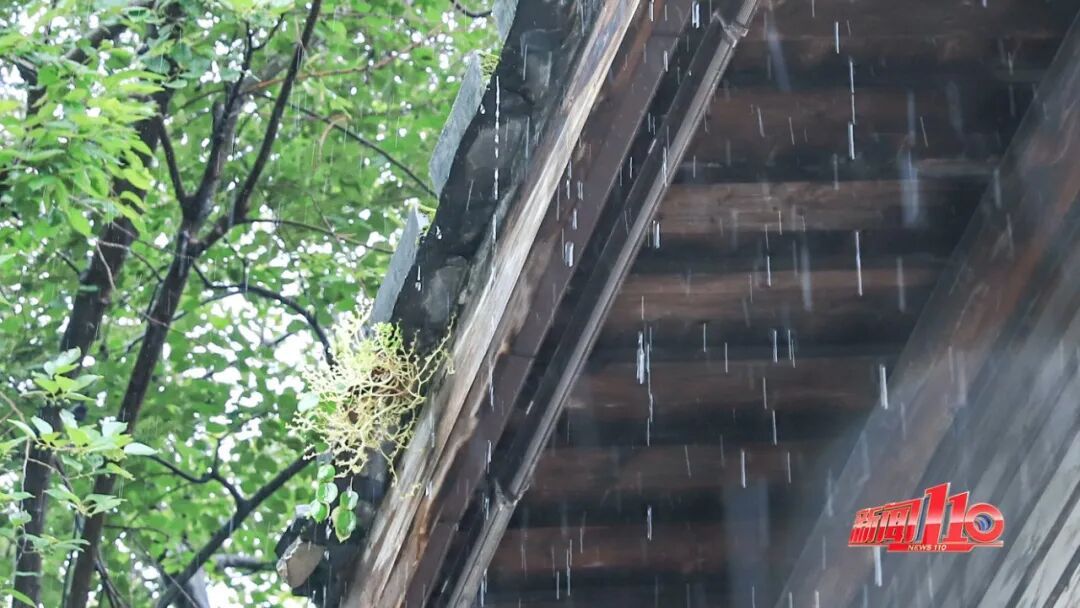暴雨预警Ⅳ级!强对流、雷暴大风已在路上!福州将迎高温天,这波很猛 暴雨预警Ⅳ级!强对流、雷暴大风已在路上!福州将迎高温天,这波很猛
