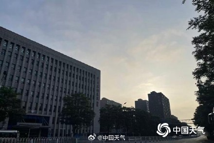 北京今夜起将迎降雨过程 明天最高气温仅22℃需防雨添衣