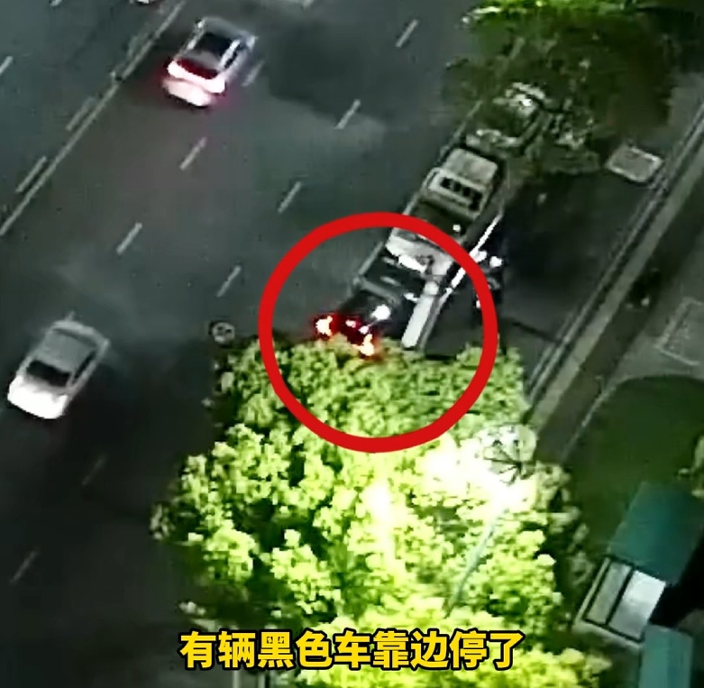 酒驾遇查玩“隐身”,被抓后神回复:“我夜跑违法吗?”结果…… 酒驾遇查玩“隐身”,被抓后神回复:“我夜跑违法吗?”结果……