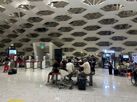 深圳机场进出港航班计划补班116班