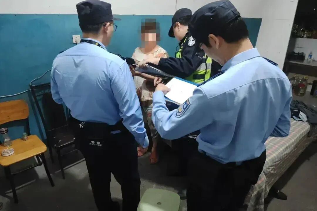浙江阿姨手机20分钟扣费25次,警方查明:在“免费领鸡蛋”时被人偷偷注册账号进行盗刷 浙江阿姨手机20分钟扣费25次,警方查明:在“免费领鸡蛋”时被人偷偷注册账号进行盗刷