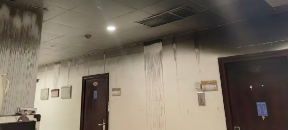 一地高校宿舍楼发生火灾!谨防小隐患酿成大祸患 一地高校宿舍楼发生火灾!谨防小隐患酿成大祸患
