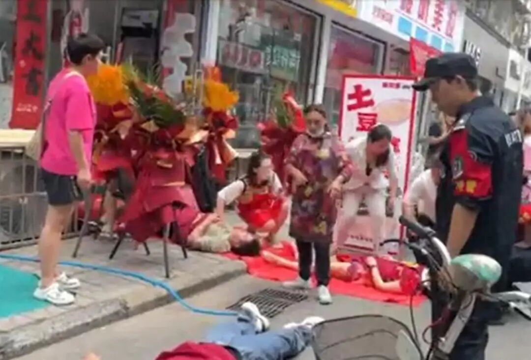 车内这样开空调，一家三口险丧命！夏天也要警惕这个“三无产品”