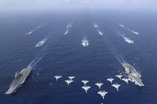 辽宁舰全新实战演训,歼-35能否实现滑跃航母起降? 辽宁舰全新实战演训,歼-35能否实现滑跃航母起降?