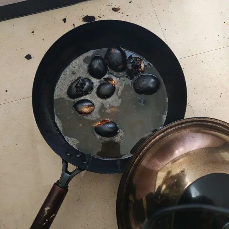家里多出来的“黑蛋”惊动消防!这种糊涂事千万别做 家里多出来的“黑蛋”惊动消防!这种糊涂事千万别做