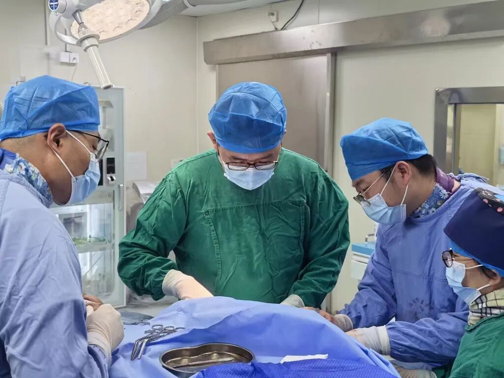 重庆一男子“脑梗前兆”误当气血不足自行调理,医生:警惕不明原因头晕目眩 重庆一男子“脑梗前兆”误当气血不足自行调理,医生:警惕不明原因头晕目眩