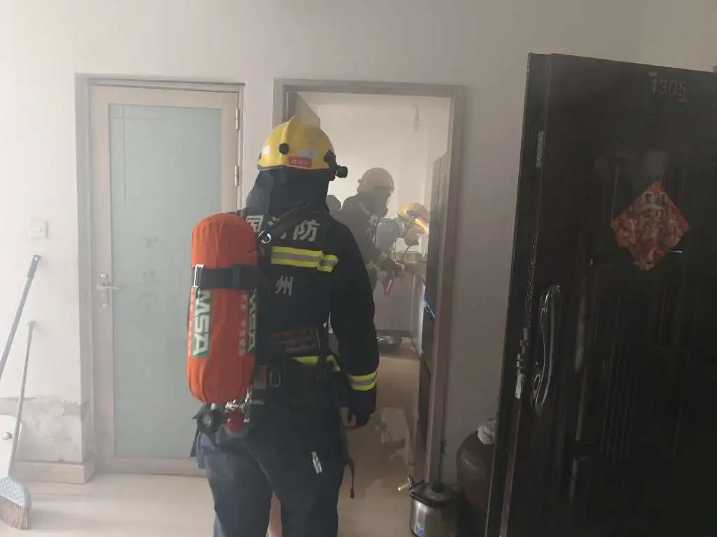家里多出来的“黑蛋”惊动消防!这种糊涂事千万别做 家里多出来的“黑蛋”惊动消防!这种糊涂事千万别做