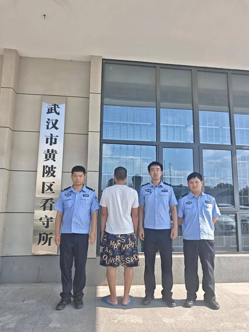 变造驾驶证“铺路”网约车司机？拘！
