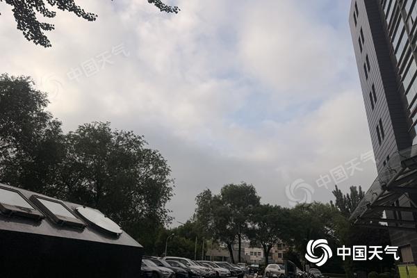 周末北京云量较多热意显现 最高气温将升至28℃ 周末北京云量较多热意显现 最高气温将升至28℃