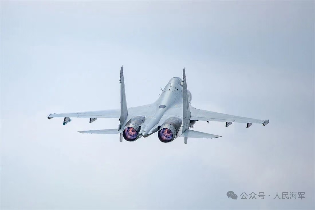 收藏!海军战机空战对抗高清大图 收藏!海军战机空战对抗高清大图