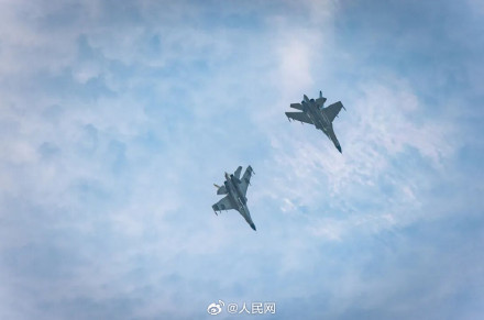 转发收藏！海军战机空战对抗高清大图