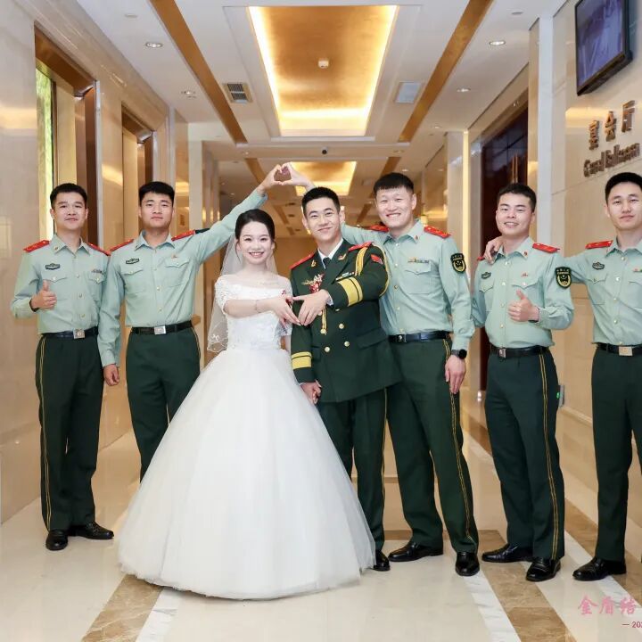 金盾结良缘 忠诚永相伴——西城区举办2026年“拥军服务季”官兵集体婚礼