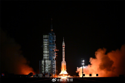 神舟二十三号载人飞船发射取得圆满成功