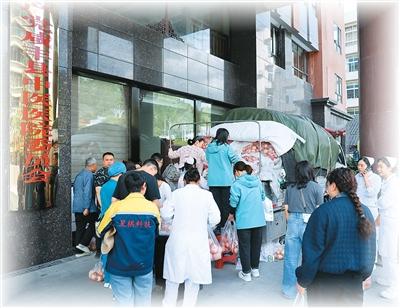 一车苹果，何以温暖两座城