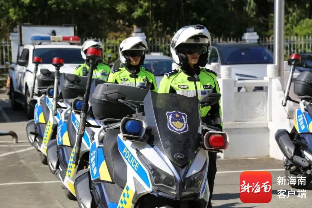 深夜给晚归工人送头盔！刷屏全网的三亚暖心女警找到了