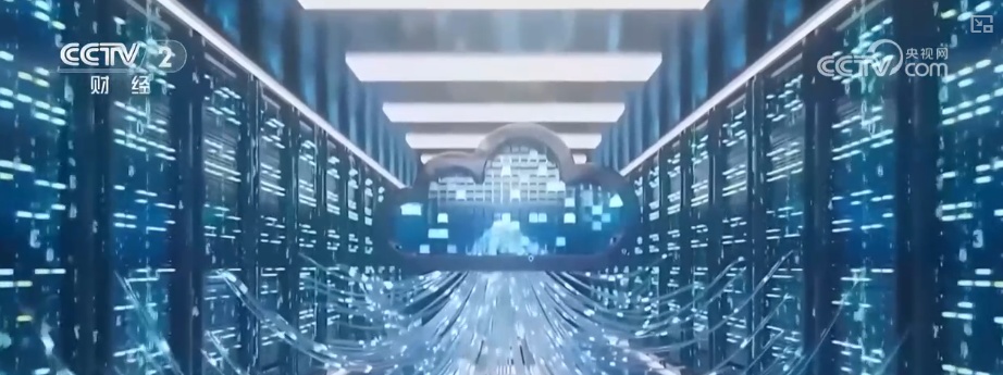 智能体产业落地按下“加速键” “数据+AI”的飞轮效应转换成企业生产力