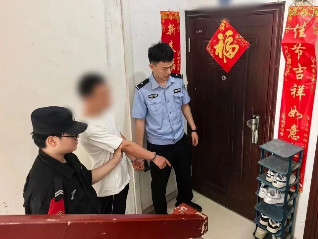 钥匙藏门口（鞋子里）？小偷很顺手！