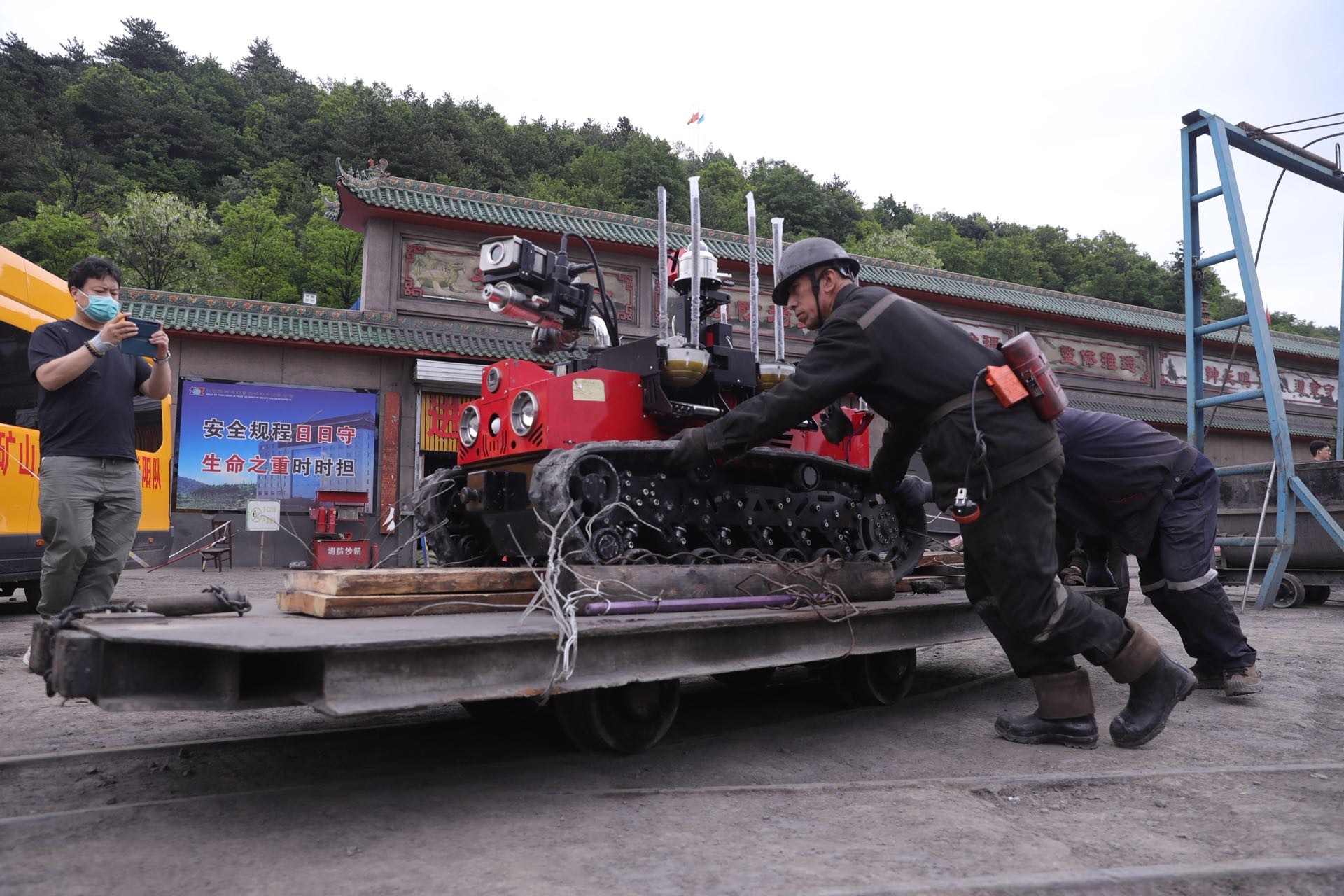 追问留神峪煤矿瓦斯爆炸事故 追问留神峪煤矿瓦斯爆炸事故