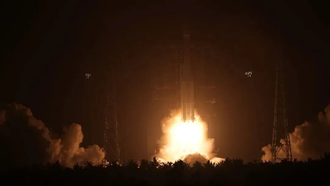 凌晨，发射成功！