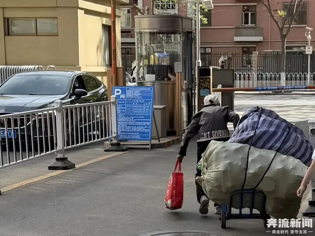 “感谢学校让拾荒老人进校”，毕业生论文致谢引关注