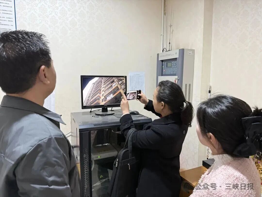法院判了:所有业主共同赔偿陈女士1元 法院判了:所有业主共同赔偿陈女士1元
