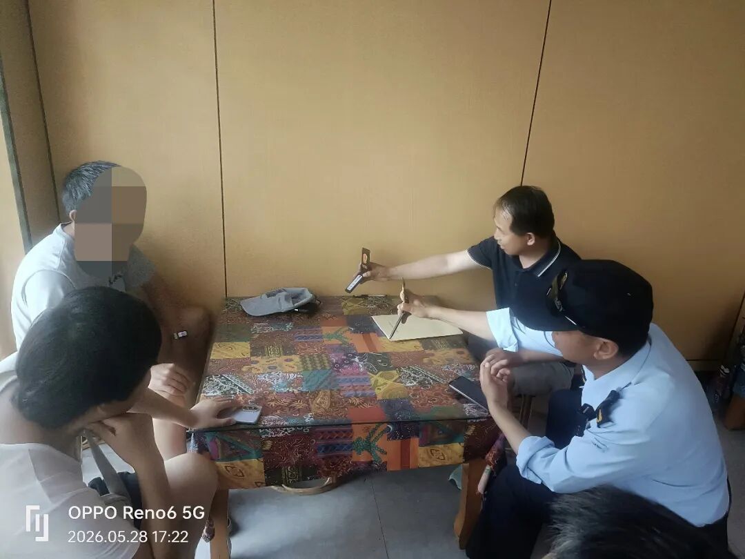 游客袁某，在洱海洗狗被依法查处！洱海系大理市集中式饮用水水源地