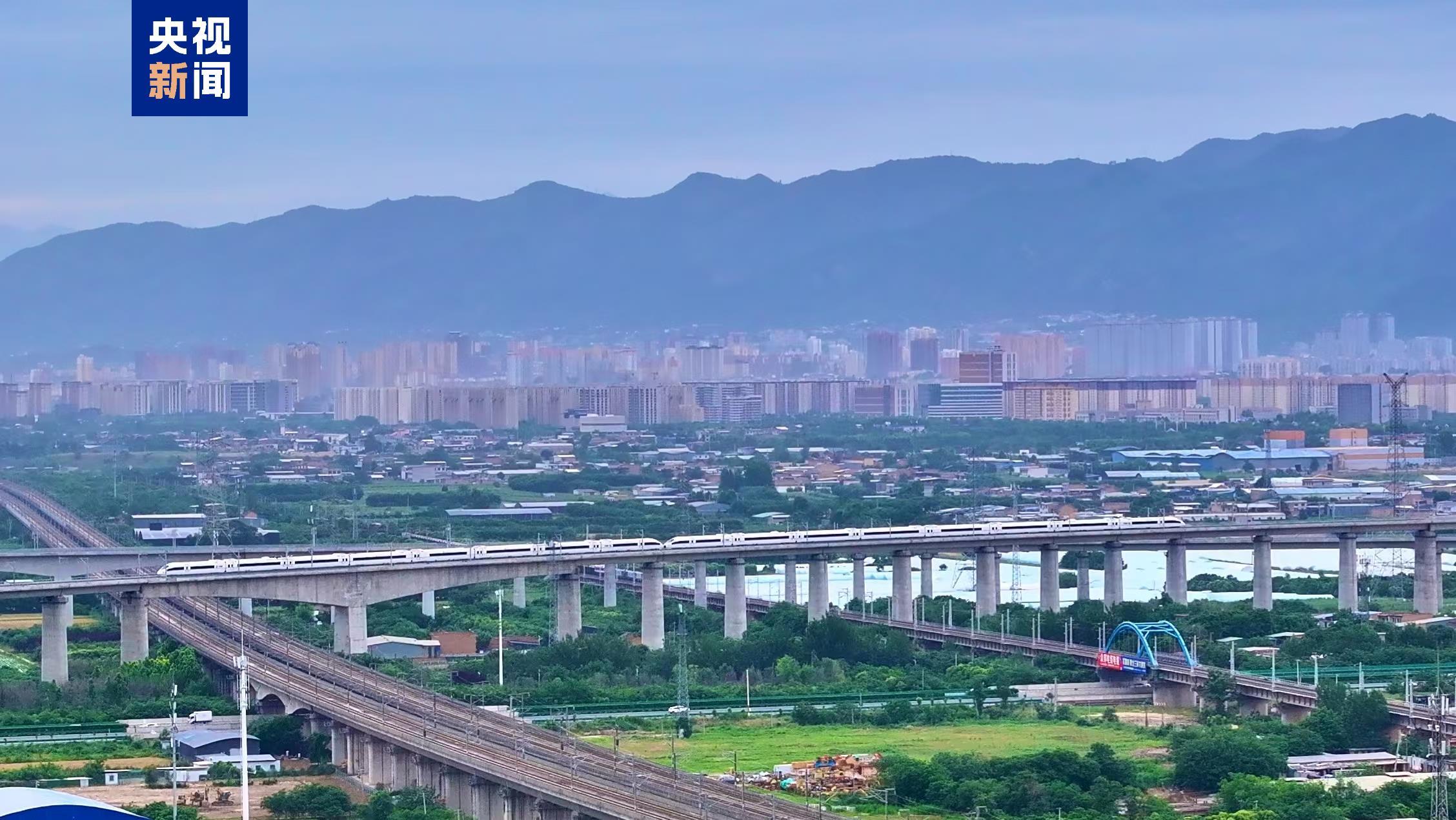 西十高铁陕西段今日启动试运行