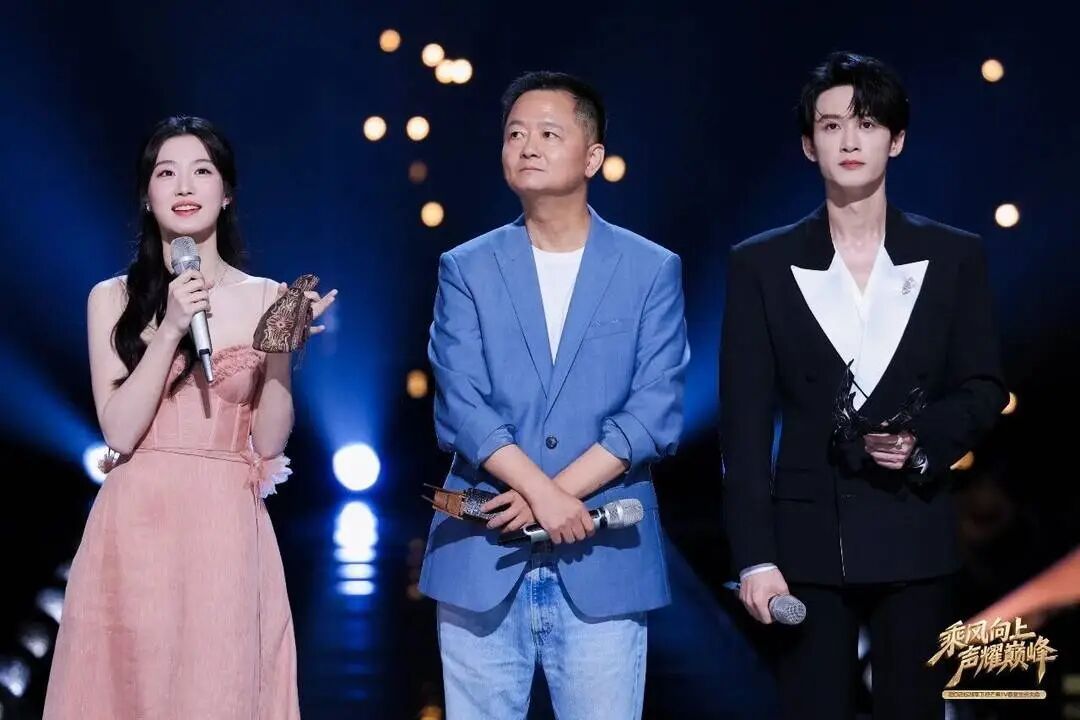 《小巷人家2》将原班人马回归!剧组辟谣“长辈组将退居辅线” 《小巷人家2》将原班人马回归!剧组辟谣“长辈组将退居辅线”