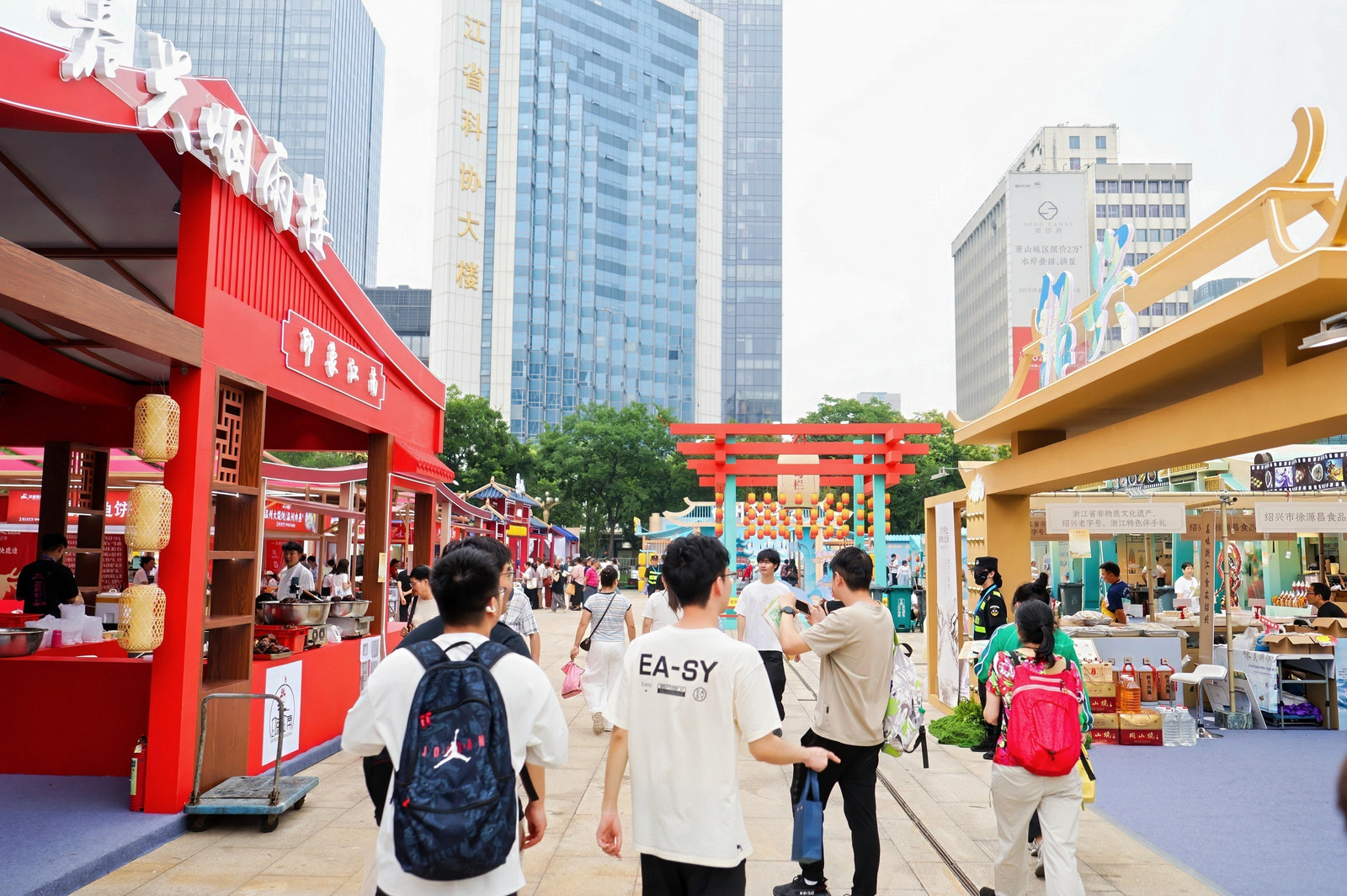 城市消费还能有什么新花样?杭州“武林大荟”再起“风云” 城市消费还能有什么新花样?杭州“武林大荟”再起“风云”