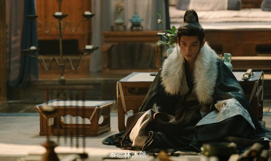 热搜第一！曾出演《逐玉》中随元青一角‌，他以“家庭特殊困难”申请从中戏转学到专科；最新回应