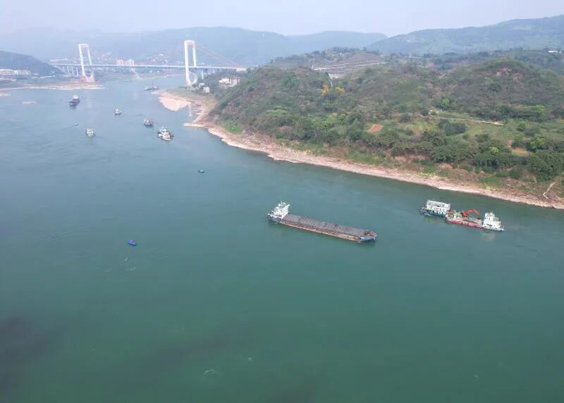 长江朝天门至涪陵河段整治工程正式投运，5000吨级货轮可常年直达重庆