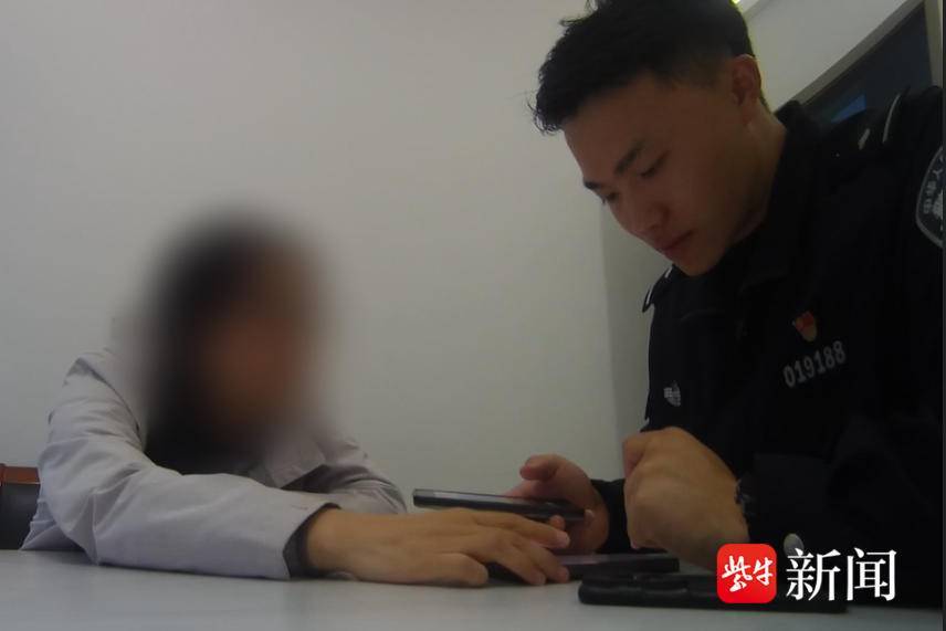 “网恋男友”诱导她购买6万元油卡到付,民警截断快递保住其资金 “网恋男友”诱导她购买6万元油卡到付,民警截断快递保住其资金