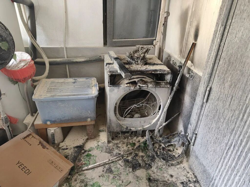 楼上装空调，楼下遭了殃，涉事者被拘11日