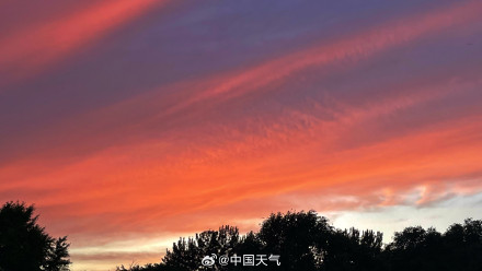 美到失语！五月最后一天北京现史诗级晚霞