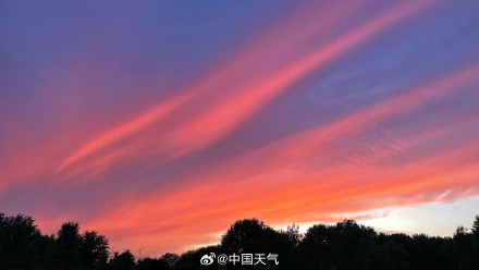 美到失语！五月最后一天北京现史诗级晚霞