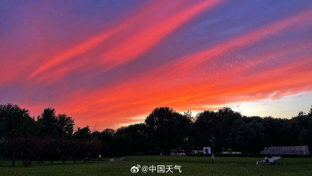 美到失语！五月最后一天北京现史诗级晚霞