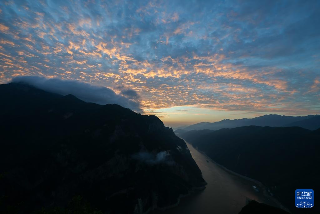 美丽中国丨巫峡晨景 美丽中国丨巫峡晨景