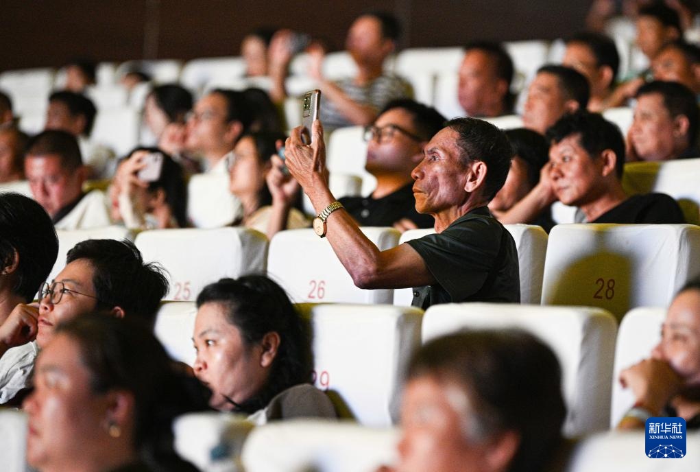 海南保亭：民族舞剧《甘工鸟》常态化免费展演