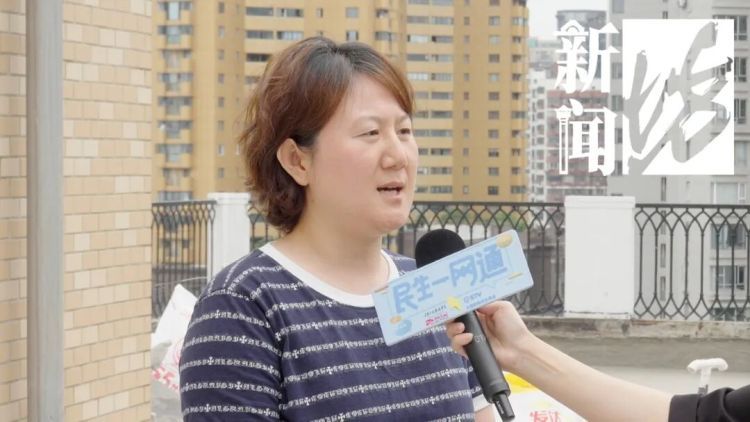 墙皮狂掉，脑袋“开花”！上海一小区修缮后变“水帘洞”，更揪心的是……