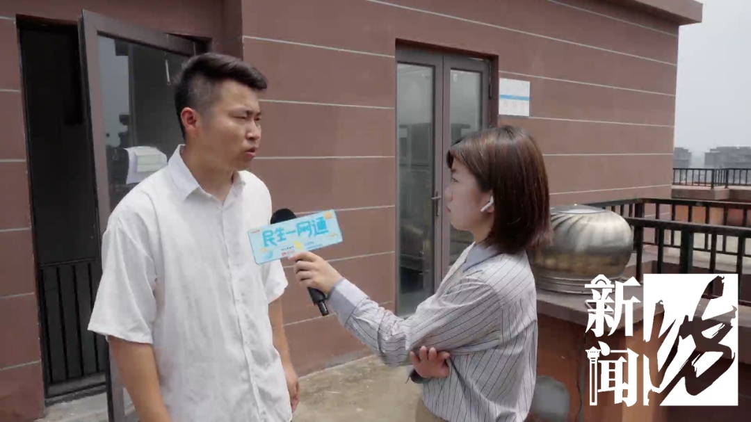"砰!砰!" 上海一小区3kg铁饼从天而降,"怀疑人为移动…" "砰!砰!" 上海一小区3kg铁饼从天而降,"怀疑人为移动…"