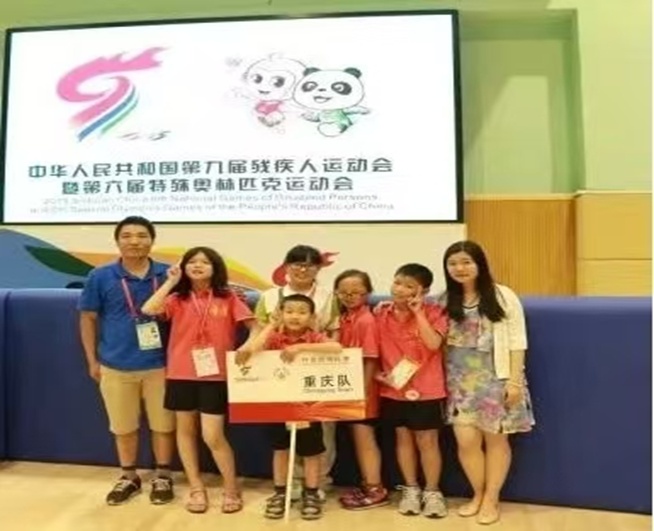 下一颗巧克力|7岁学说话17岁连摘3金,重庆孤独症少年硬核走出一路繁花 下一颗巧克力|7岁学说话17岁连摘3金,重庆孤独症少年硬核走出一路繁花