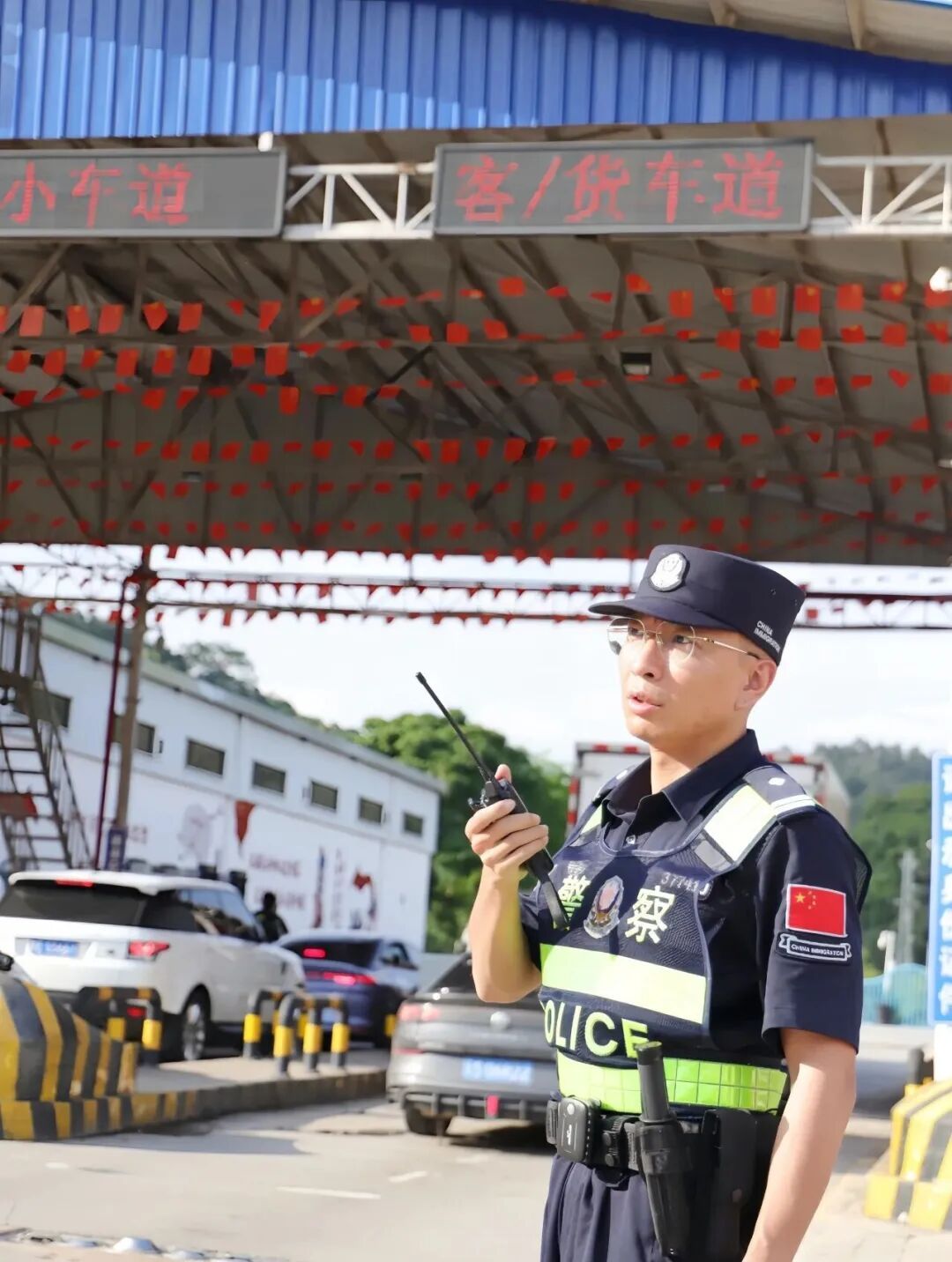 真硬汉！“90后”民警参与缴毒2.6吨、韧带断裂仍抓捕！