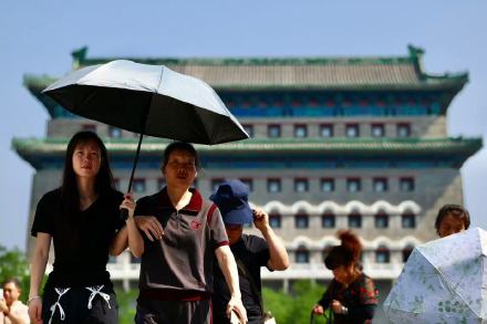 注意防暑!北京进入烧烤模式 ,今日最高温再破35℃ 注意防暑!北京进入烧烤模式 ,今日最高温再破35℃