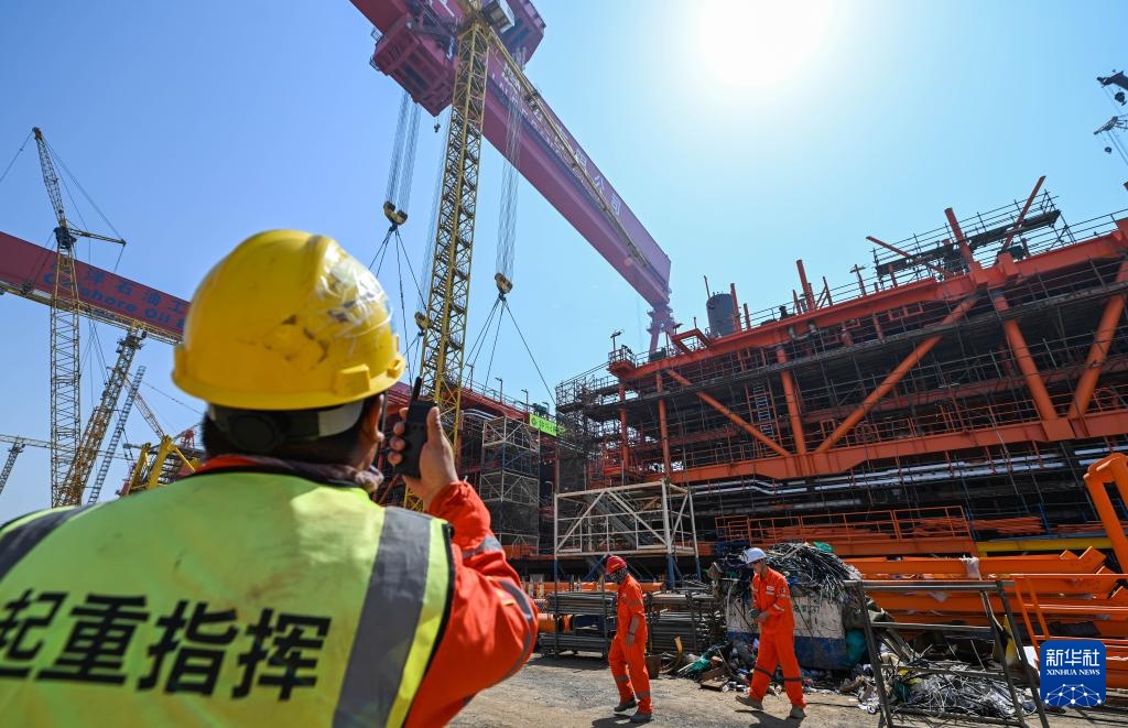 渤海首个千亿方大气田Ⅱ期开发项目主体结构建造完成