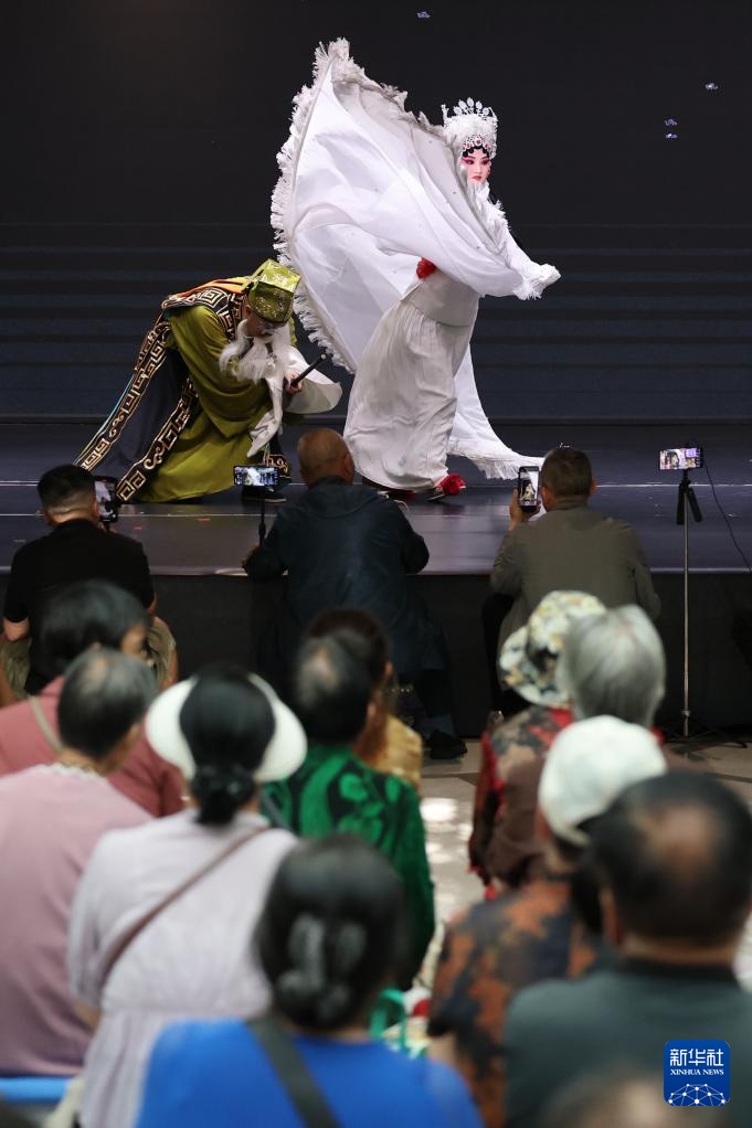 “主角”是怎样炼成的——“一场戏”的台前幕后 “主角”是怎样炼成的——“一场戏”的台前幕后