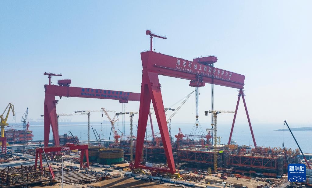 渤海首个千亿方大气田Ⅱ期开发项目主体结构建造完成