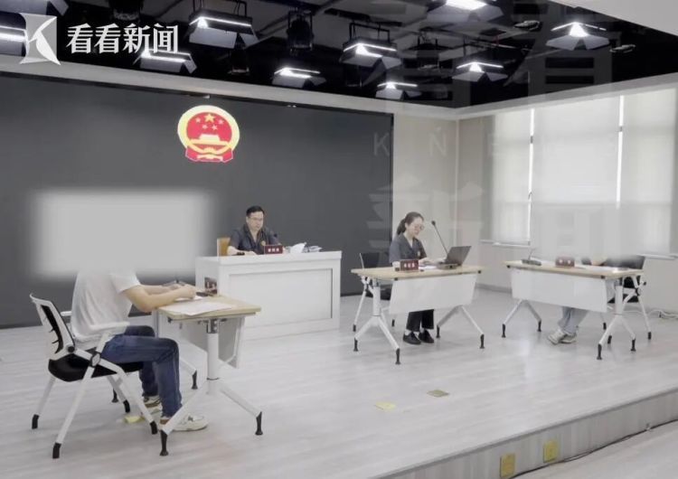孩子压岁钱账户有20多万,父母离婚后只剩40元!母亲表示都花在孩子身上,法官判了 孩子压岁钱账户有20多万,父母离婚后只剩40元!母亲表示都花在孩子身上,法官判了