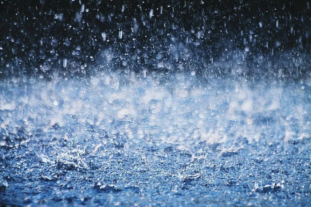 石家庄下冰雹了！未来三天，雷雨天气仍较为频繁