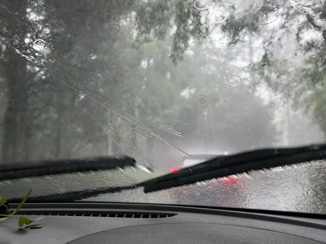 下班快回家！福州连发雷电预警！大雨、暴雨即将抵达福建