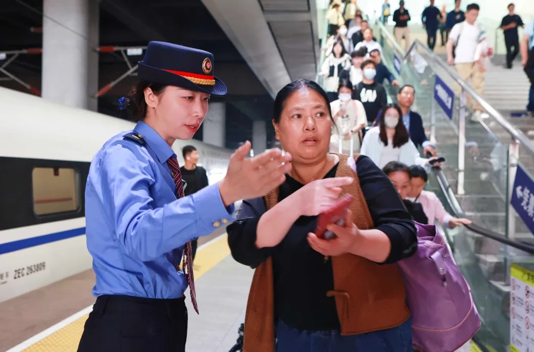 增开列车213.5对 &nbsp;长三角端午出行客流预计再创新高